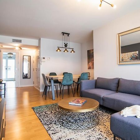 סנט אדריה דה בסוס Tendency Apartments Forum מראה חיצוני תמונה