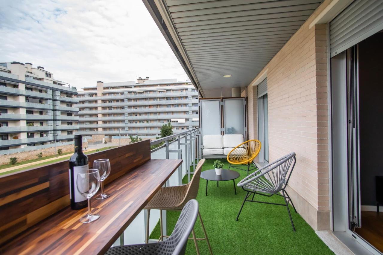 סנט אדריה דה בסוס Tendency Apartments Forum מראה חיצוני תמונה